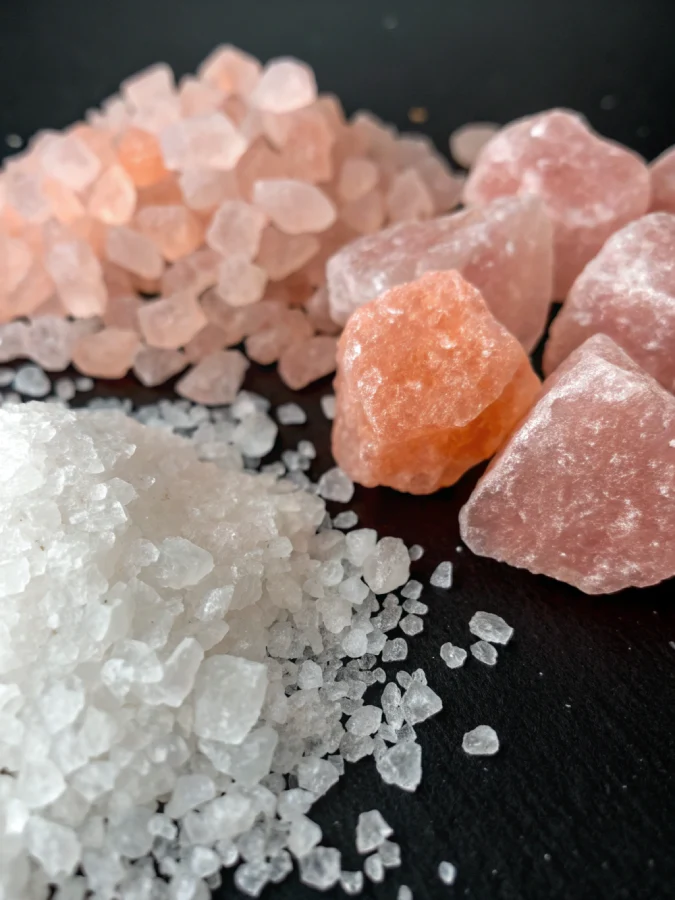 Is the Pink Salt Trick a Scam? Facts, Truth & Real Benefits Himalayan pink salt vs table salt comparison
